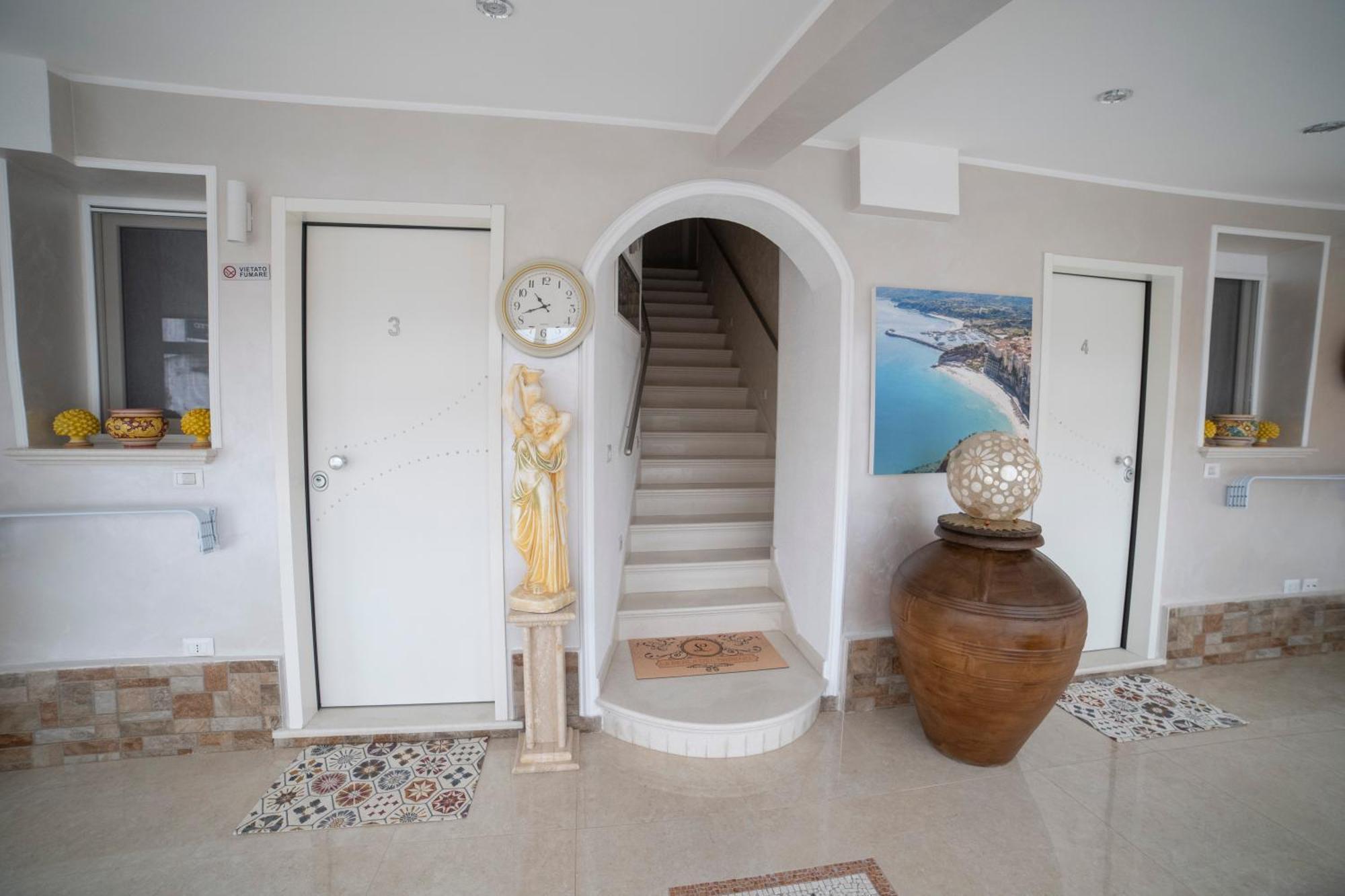 Bed and Breakfast La Perla Del Tirreno Тропеа Екстер'єр фото