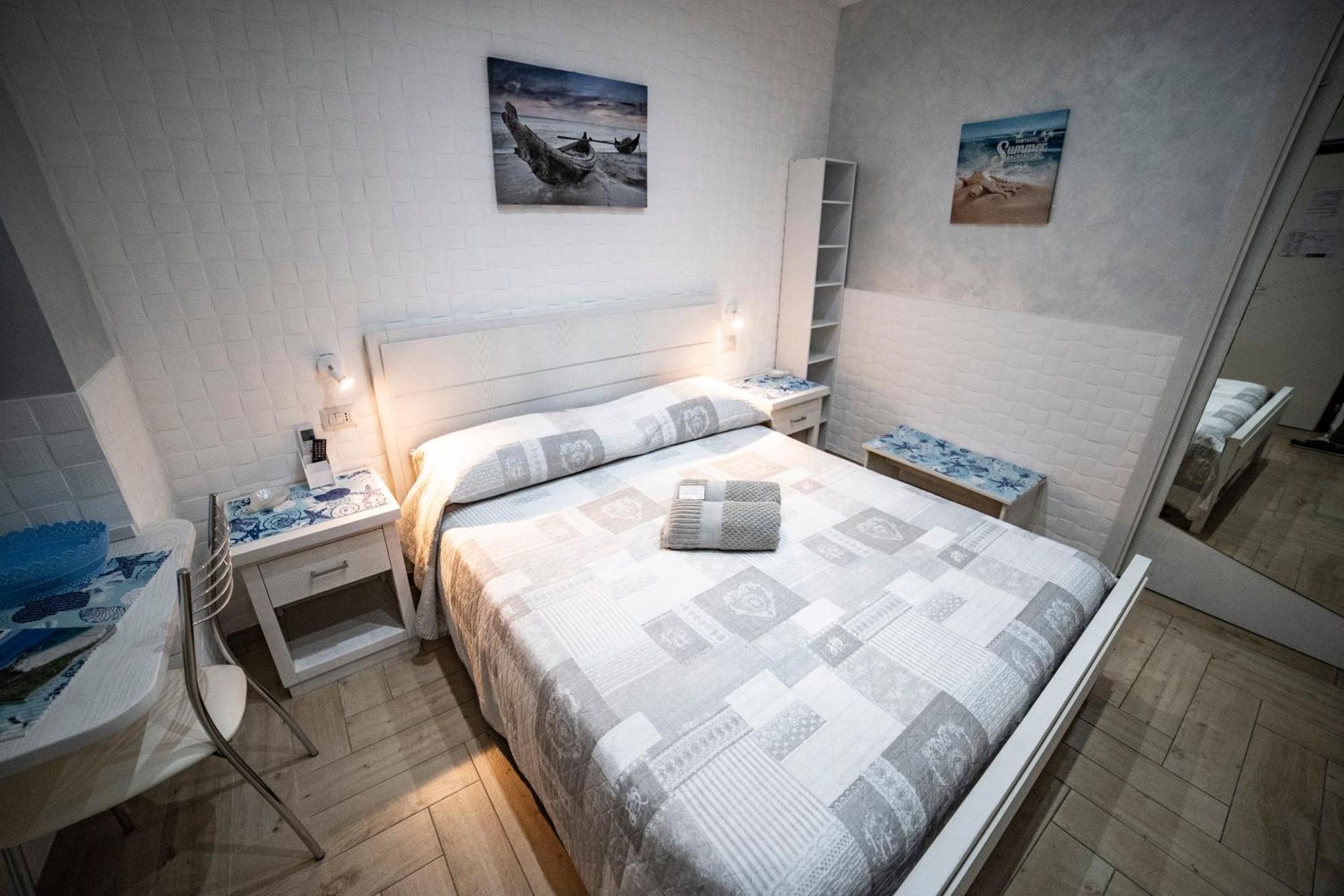 Bed and Breakfast La Perla Del Tirreno Тропеа Номер фото